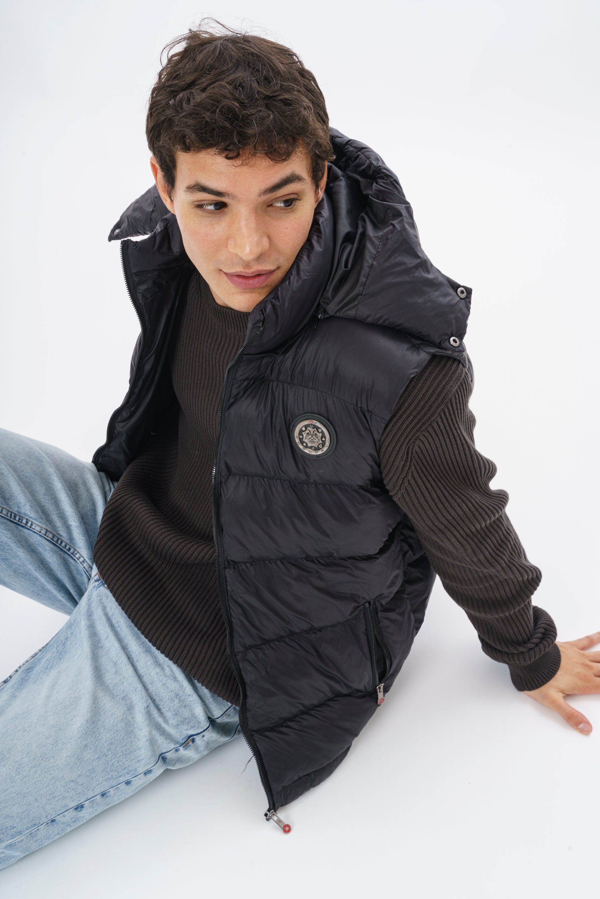 ROSSPALL Premium Şişme Yelek – Şıklığın ve Sıcaklığın Zamansız Hali