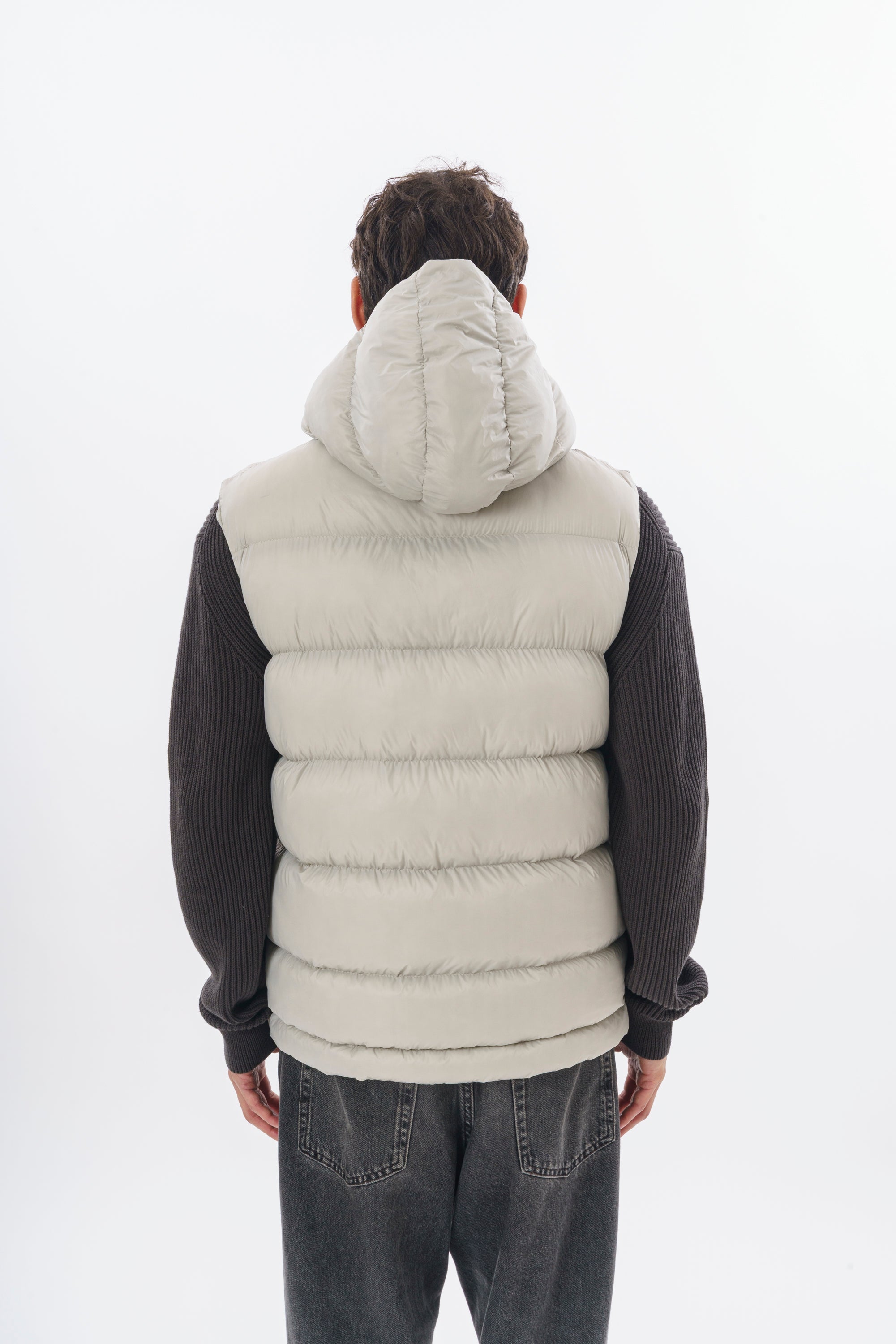 ROSSPALL Premium Şişme Yelek – Şıklığın ve Sıcaklığın Zamansız Hali