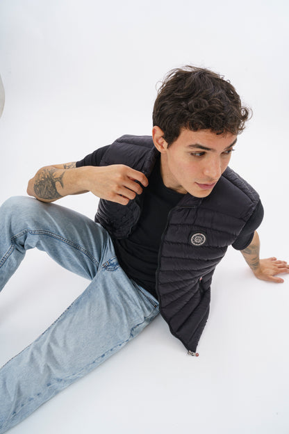 ROSSPALL Yüksek Kaliteli Şişme Yelek – Yumuşak Dokunuşlu Yüzey ve Zarif Detaylar