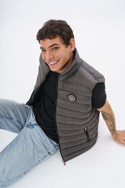 ROSSPALL Yüksek Kaliteli Şişme Yelek – Yumuşak Dokunuşlu Yüzey ve Zarif Detaylar